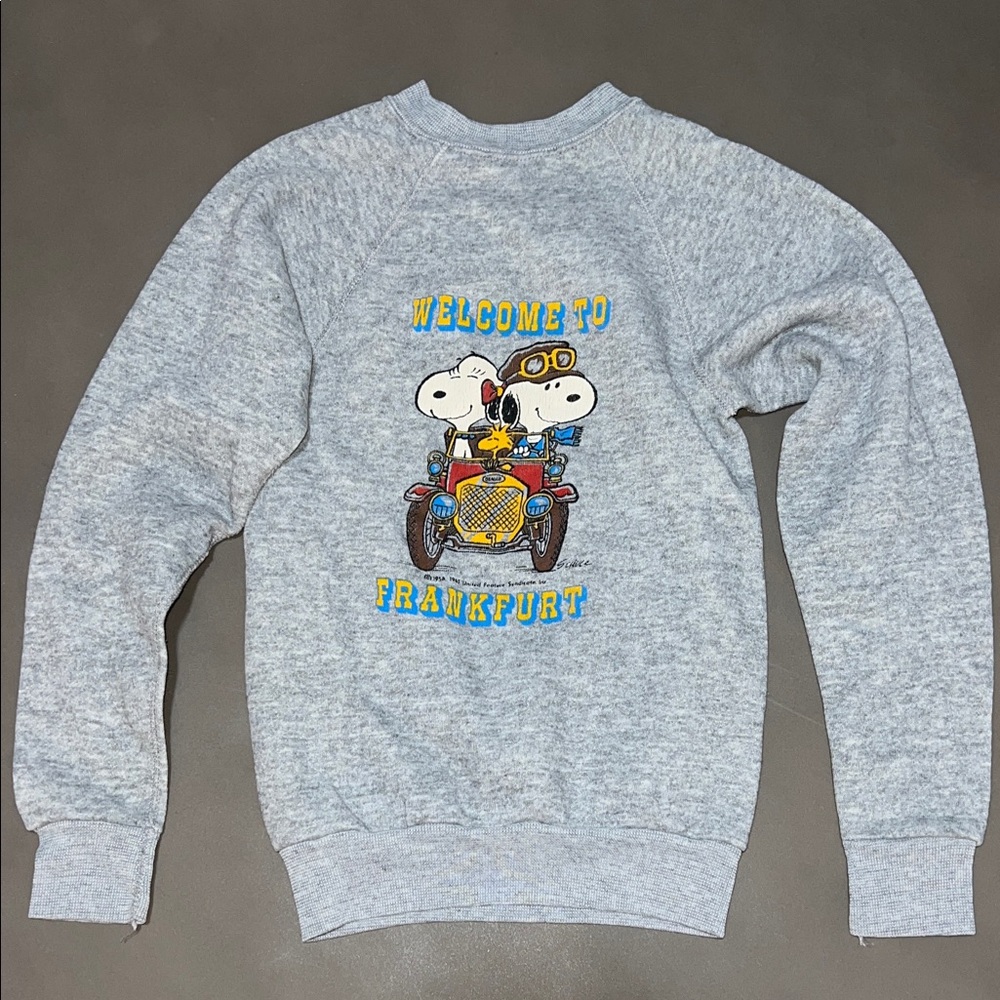 VINTAGE 90s Snoopy Peanuts 'Welcome to Frankfurt' Germany Sweatshirt